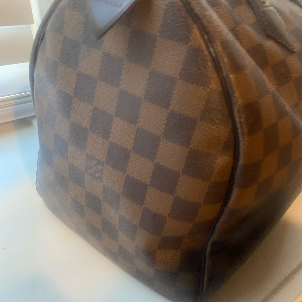 Authentic Louis Vuitton Speedy Damier Ebene